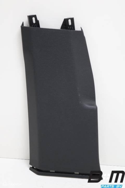B-stijl bekleding links onder vw passat b8, Gebruikt