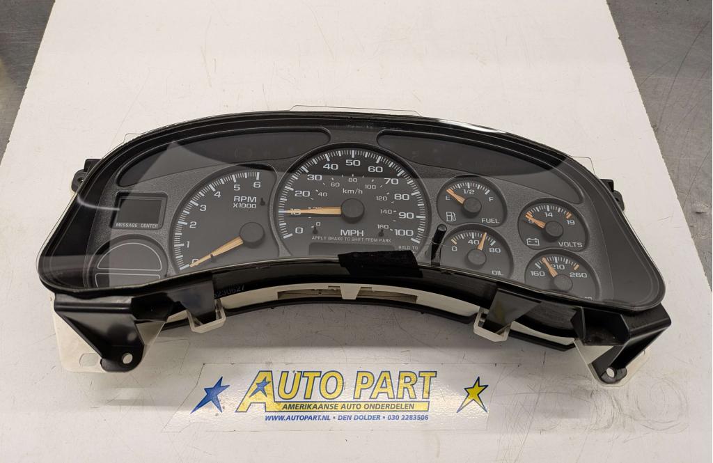 Chevrolet Avalanche dashboard klok 2002, Info@gm.com, Chevrolet, Ophalen of Verzenden, P.O. BOX 33170 Detroit, MI 48232-5170