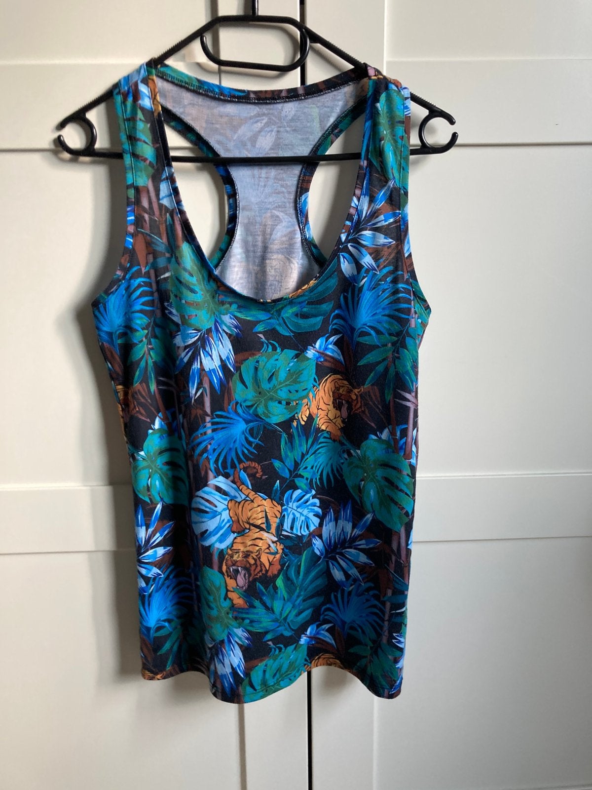 Shirtje met leuk dessin, Maat 38/40 (M), Meerkleurig, Ophalen of Verzenden, Zonder mouw