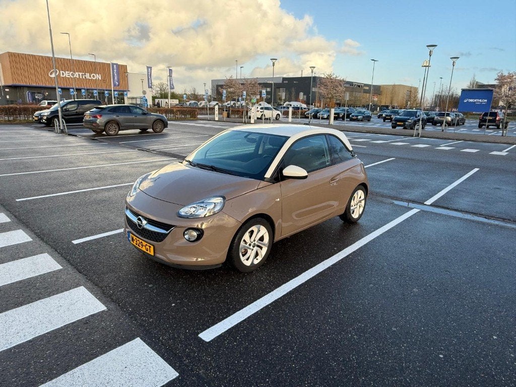 Opel ADAM 1.2 Ecoflex Start/stop 70PK 2017 Bruin, Auto's, Opel, Voorwielaandrijving, 40 €/maand, Bruin, 4 stoelen