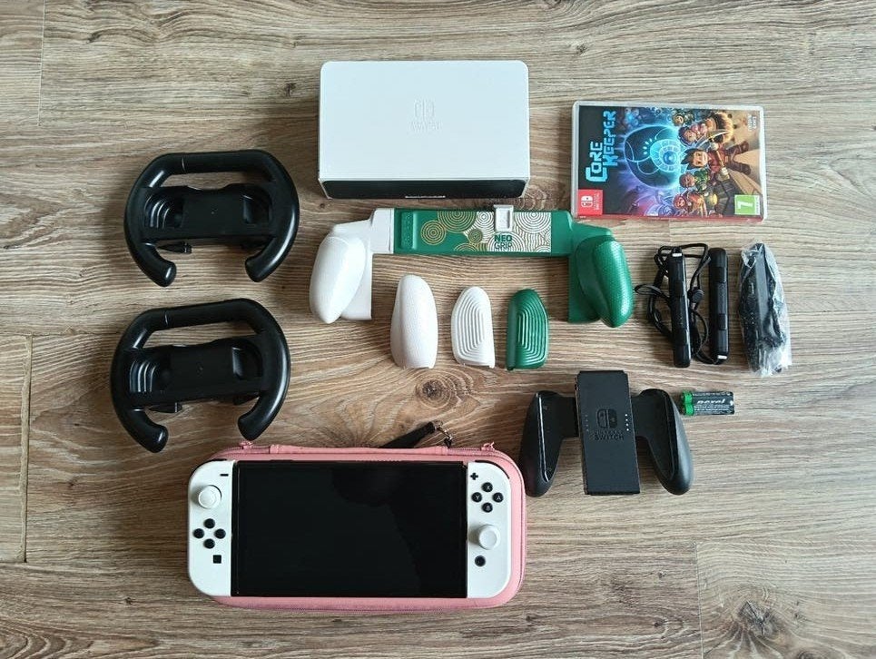 Foto 2 van Nintendo Switch OLED, in nieuwstaat! + accessoires en game
