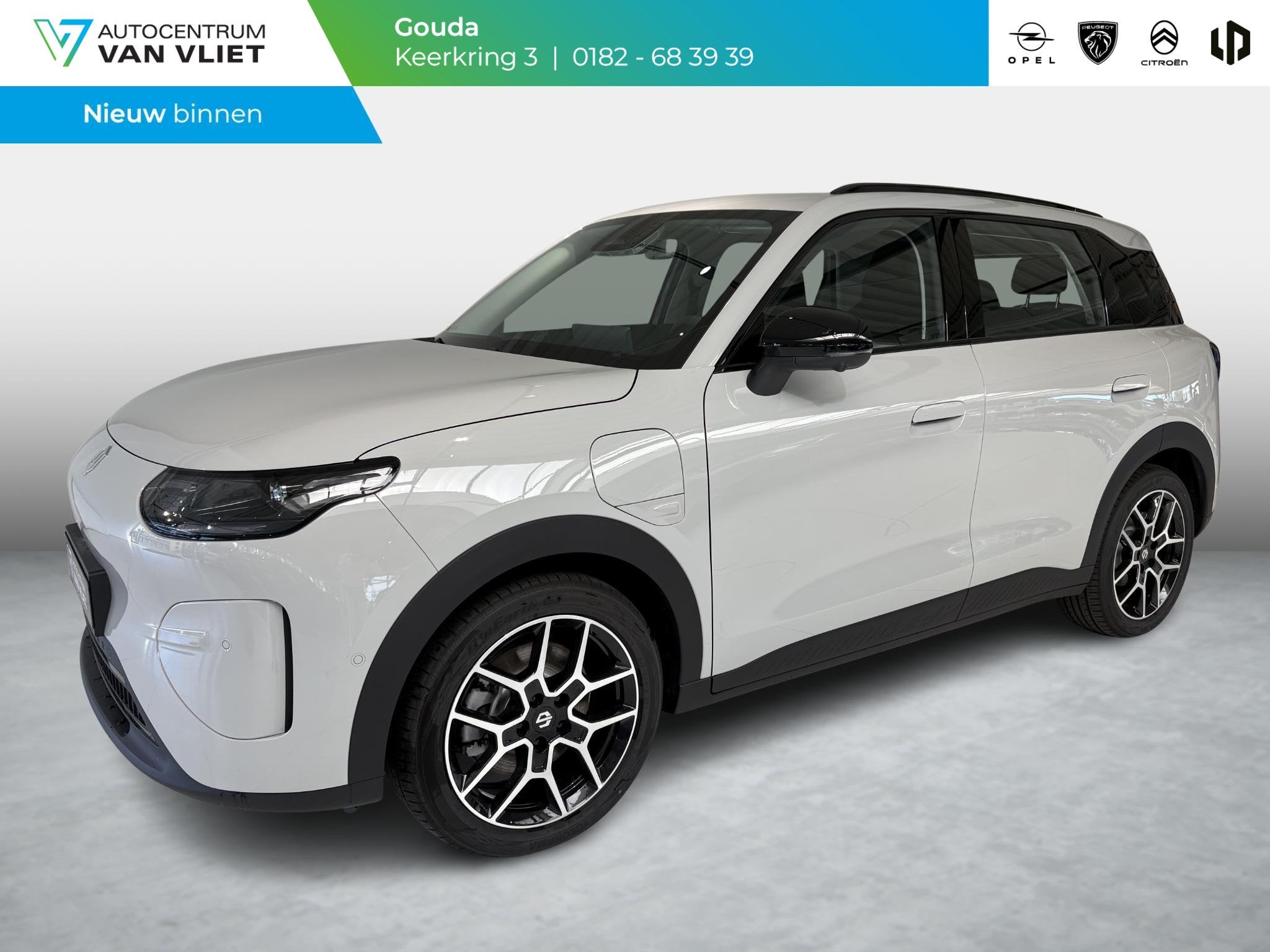 Leapmotor B03X ProMax Design 53 kWh | Voorraad | Apple Carpl, Auto's, 1525 kg, Huisgarantie, Geheel digitaal combi-instrument