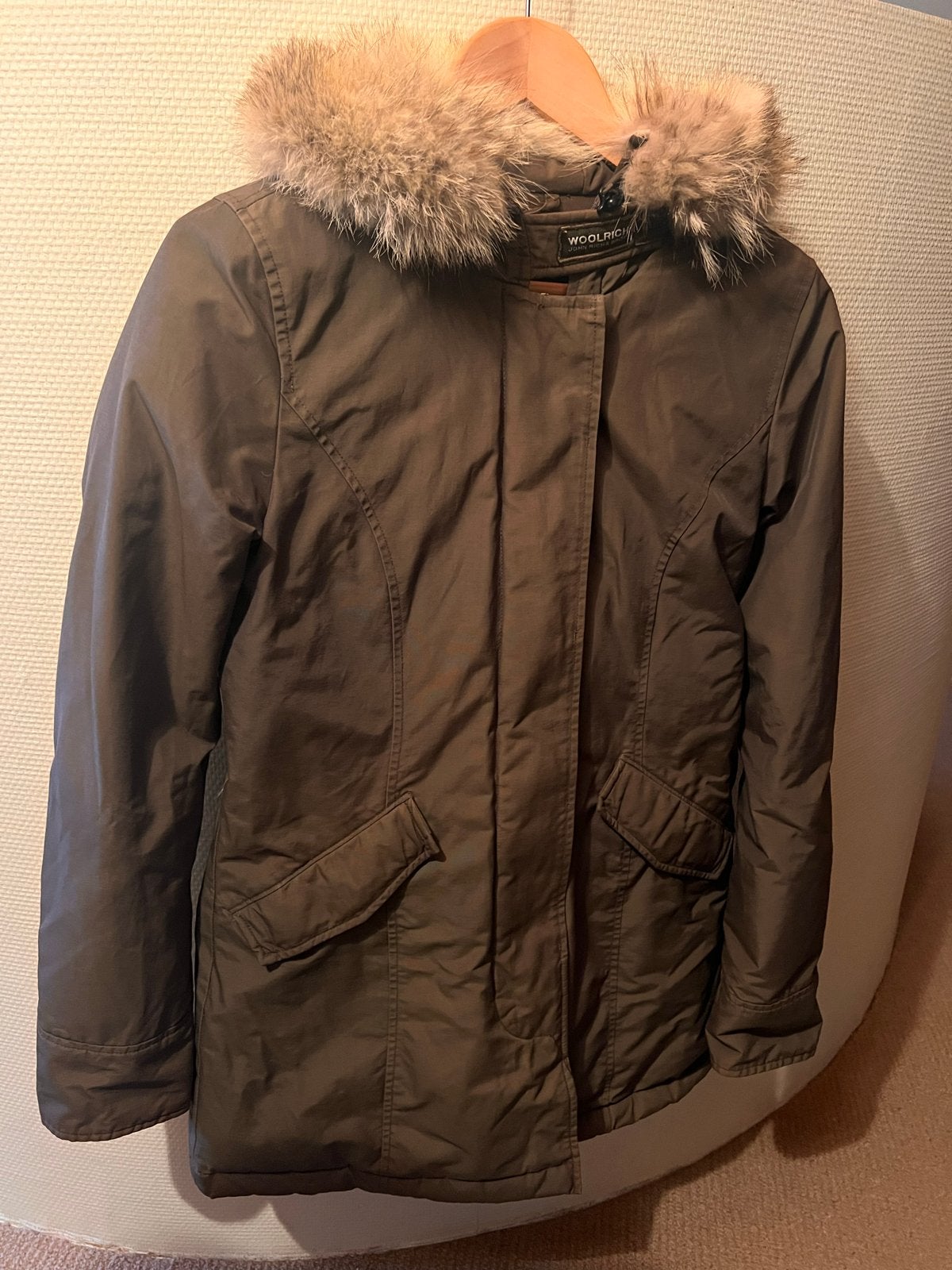 Woolrich winterjas met bontkraag - Maat S, Ophalen of Verzenden, Gedragen, Maat 36 (S), Groen