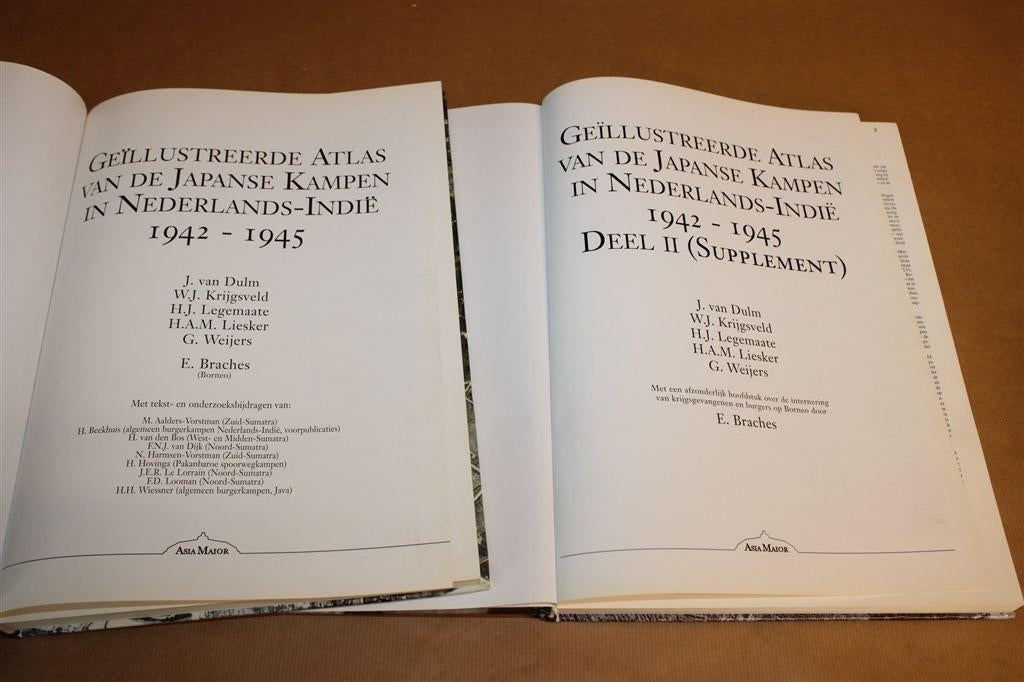 Japanse Kampen Nederlands-Indië 1942-1945 — 2 Delen Compleet, Ophalen of Verzenden, Tweede Wereldoorlog, Gelezen, Overige onderwerpen