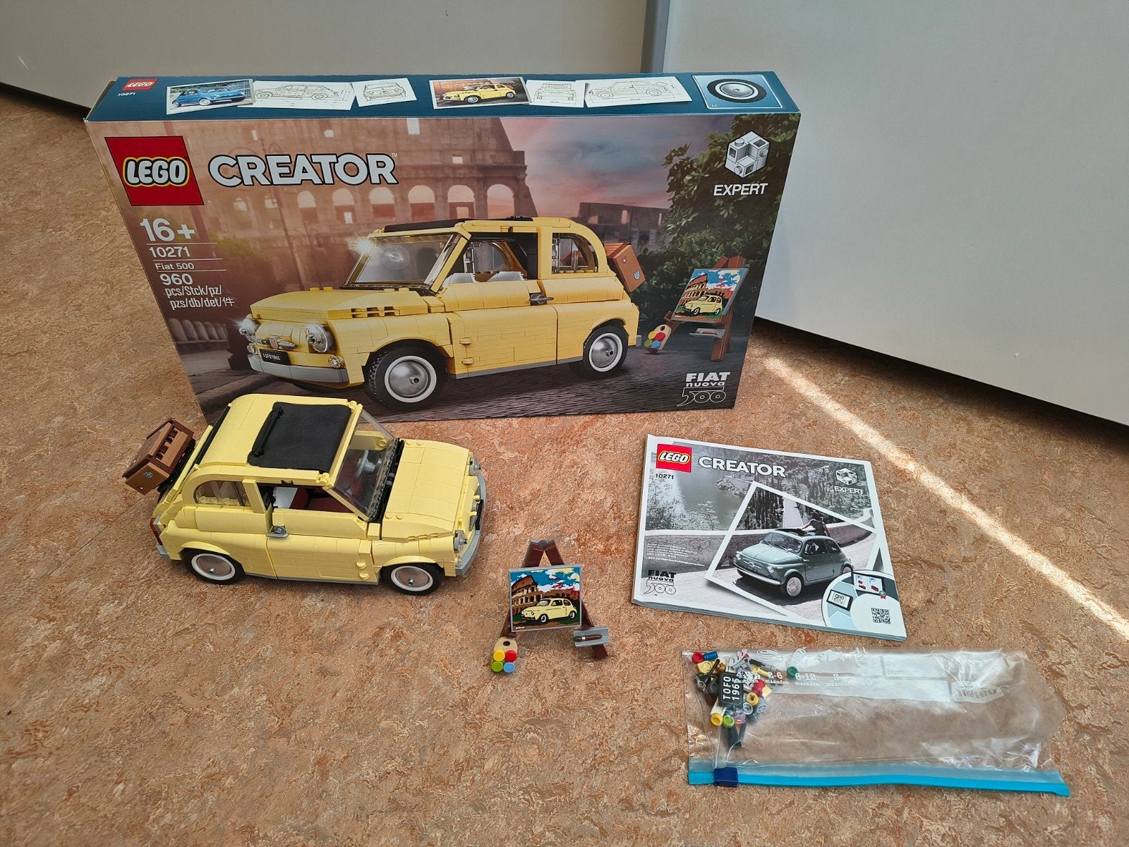 LEGO 10271 - Fiat 500 (Geel), Kinderen en Baby's, Ophalen of Verzenden, Zo goed als nieuw