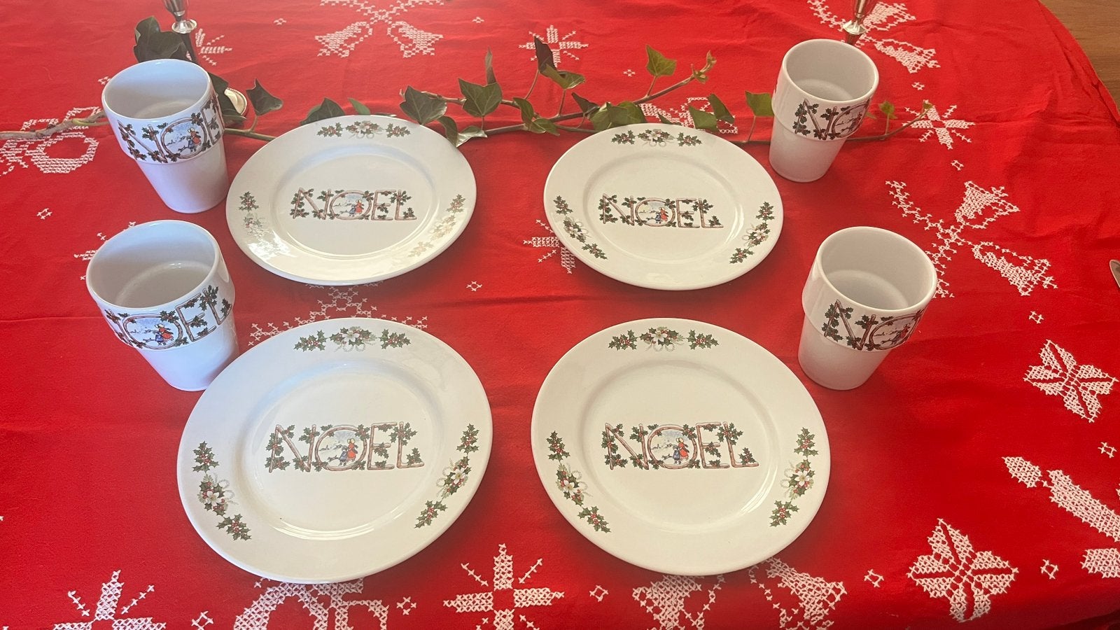 Kerst servies NOËL van Wood&Sons-vintage-4-delig- nieuw, Overige merken, Vintage, Ophalen of Verzenden, Zo goed als nieuw