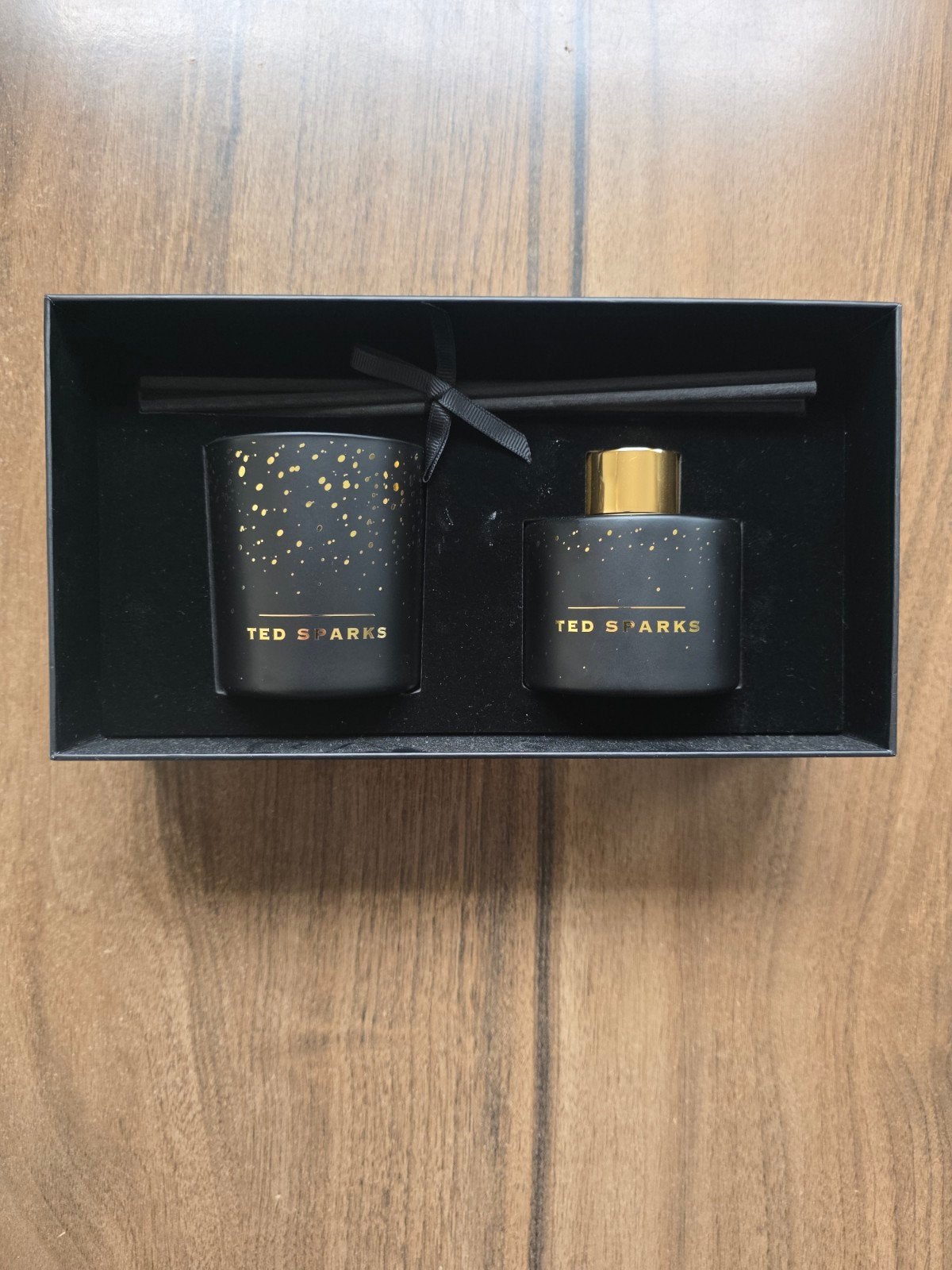 Ted Sparks Geurkaars & Diffuser Set - Cinnamon & Spice, Geurverspreider, Nieuw, Ophalen of Verzenden, Glas