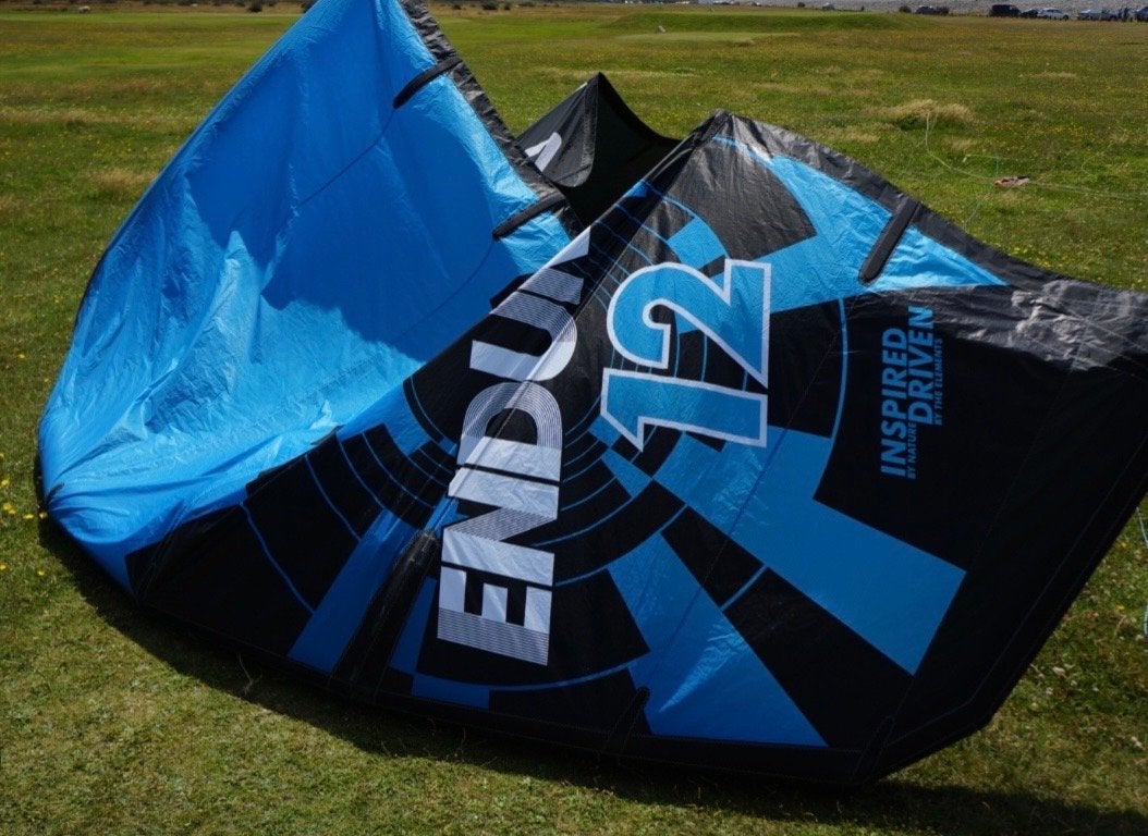 Complete Kitesurf Set: Ozone Enduro V1 (9m & 12m), Board, Tr, Ophalen, Gebruikt, Kitesurf-set, Twintip