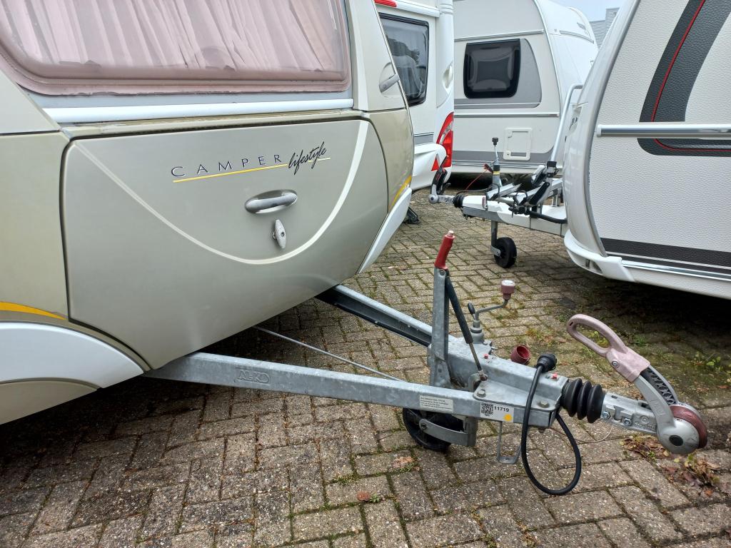 Dethleffs Camper Lifestyle 510 TK Unico Verona + voorwand, Caravans en Kamperen, Caravans, Schokbreker, Bedrijf, Treinzit, Dethleffs