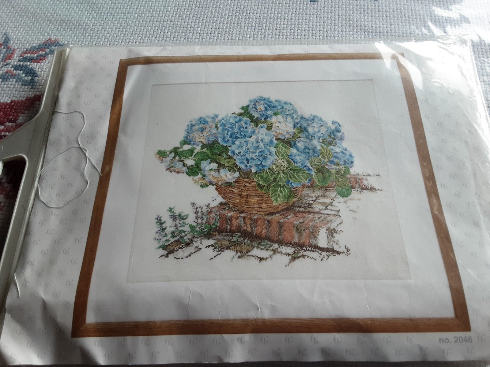 Borduurpakket hortensia Thea Gouverneur, Ophalen of Verzenden, Nieuw, Borduurpakket
