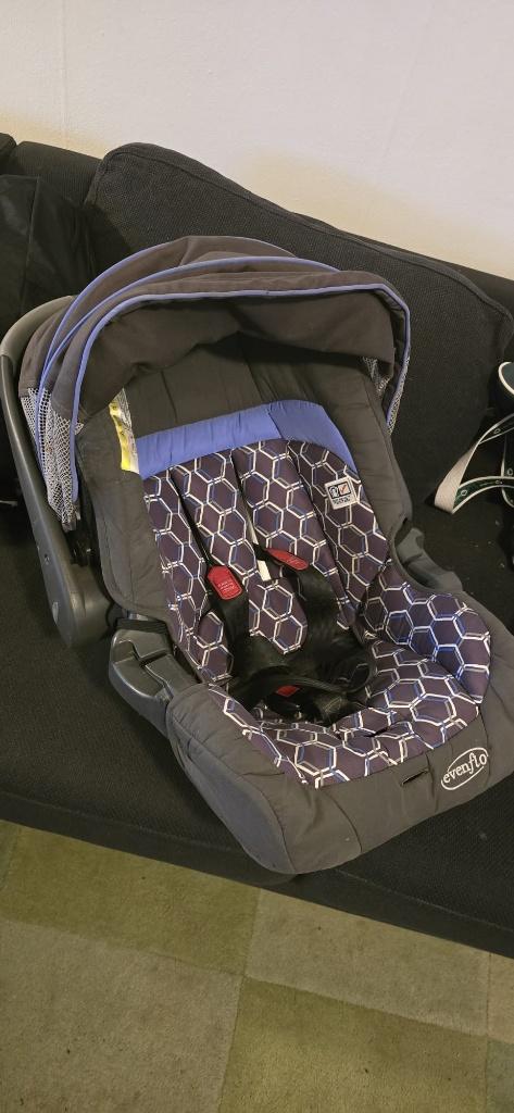 Evenflo Kinderzitje, Kinderen en Baby's, Gebruikt, Overige methoden, 15 t/m 36 kg, Zijbescherming