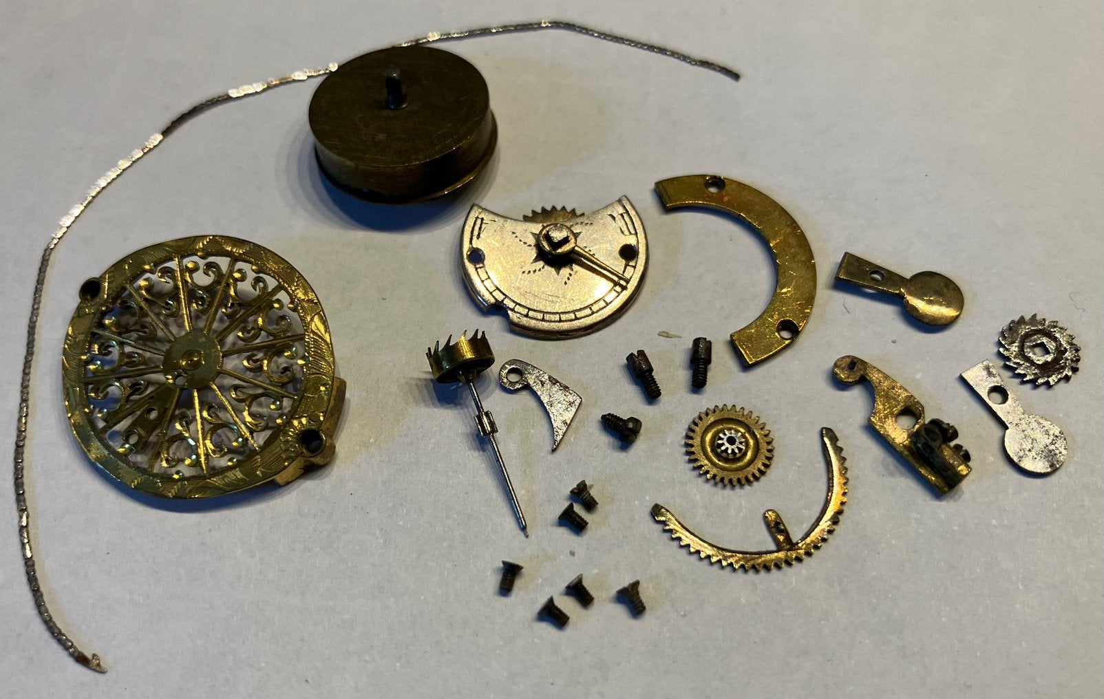 Onderdelen van een spillegang horloge, Sieraden, Tassen en Uiterlijk, Horloges | Antiek, Overige merken, Overige materialen, Zakhorloge