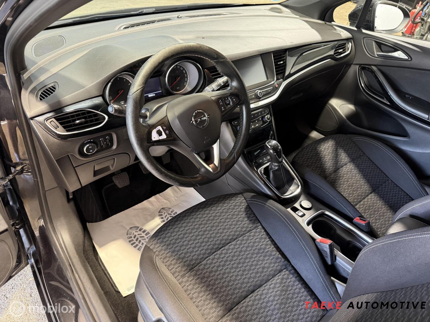 Opel Astra 1.4 Business+ CLIMA/CRUISE/PDC/STOELSTUURVERWARM, Auto's, Voorwielaandrijving, Stof, Gebruikt, 150 pk