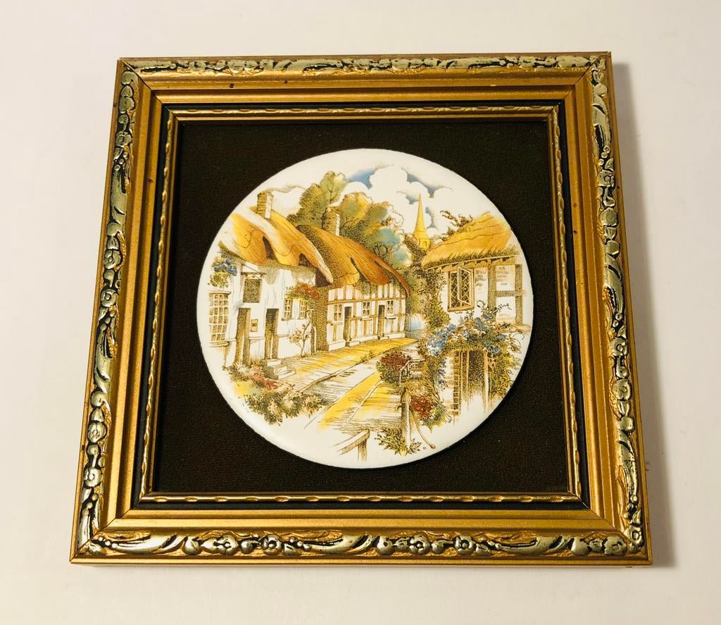 Prachtige Engelse tegel, rond en ingelijst, siertegel, Ophalen of Verzenden