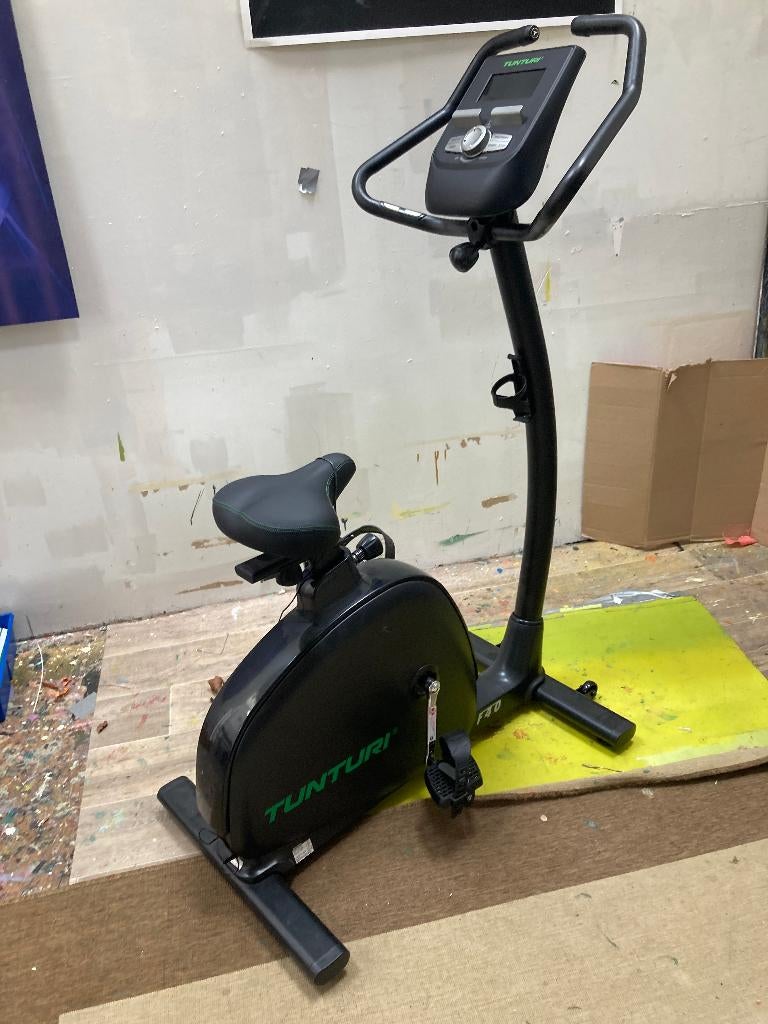 Tunturi F40 hometrainer, Ophalen, Zo goed als nieuw, Buik, Hometrainer