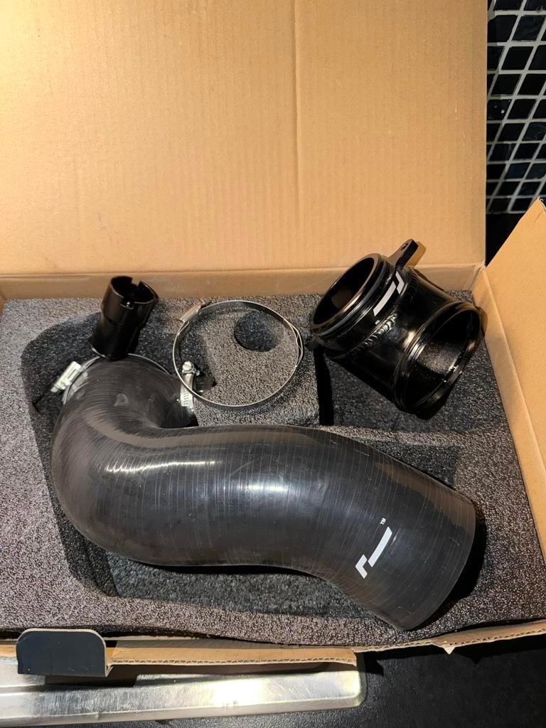 Golf 8r gti clubsport , audi s3,cupra RacingLine Turbo Inlet, Ophalen, Nieuw, Audi