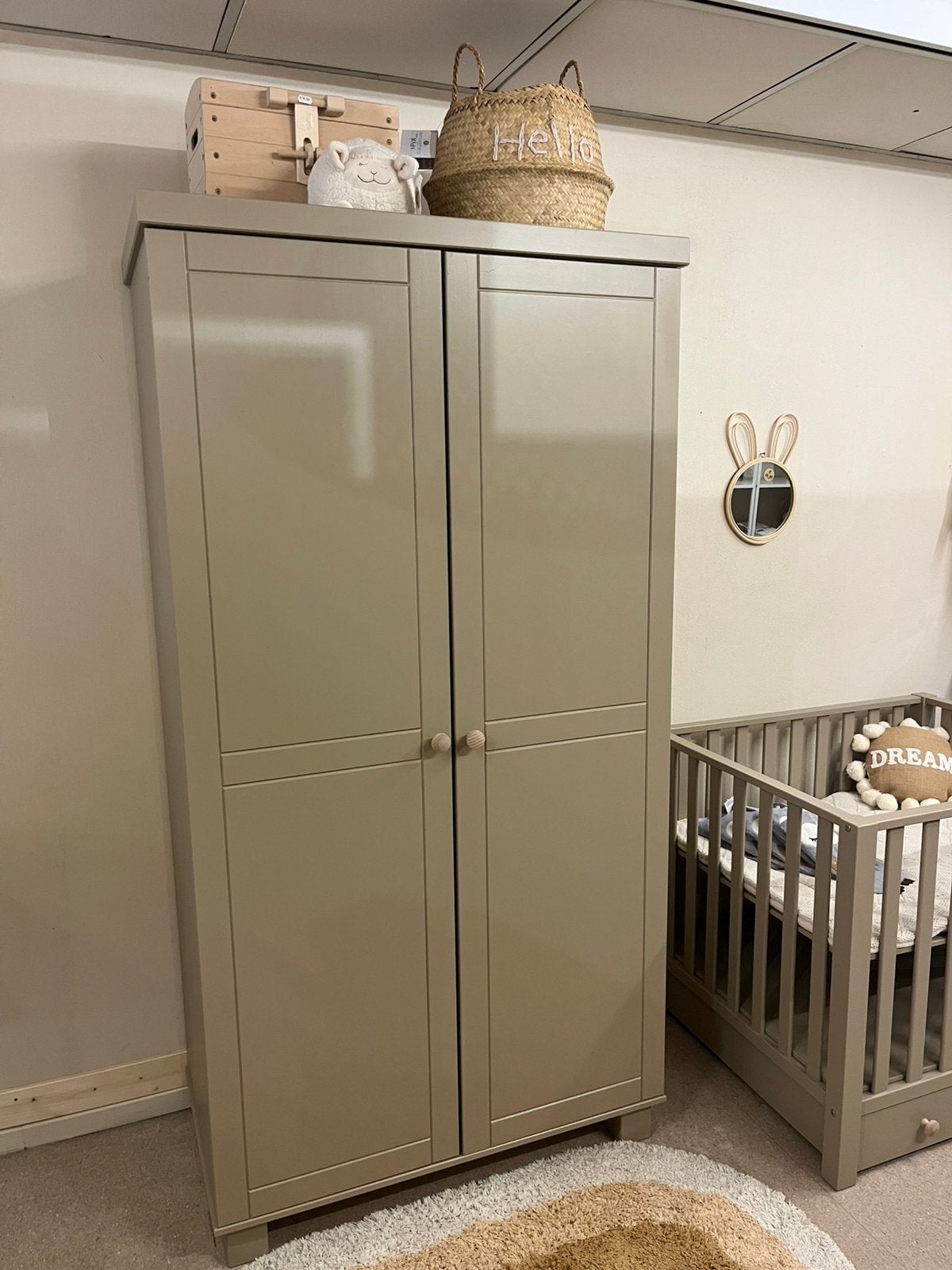 Kledingkast •Fix• By Juffrouw Kwast, Kinderen en Baby's, Kinderkamer | Commodes en Kasten, Ophalen, Info@juffrouw-kwast.nl, Kast