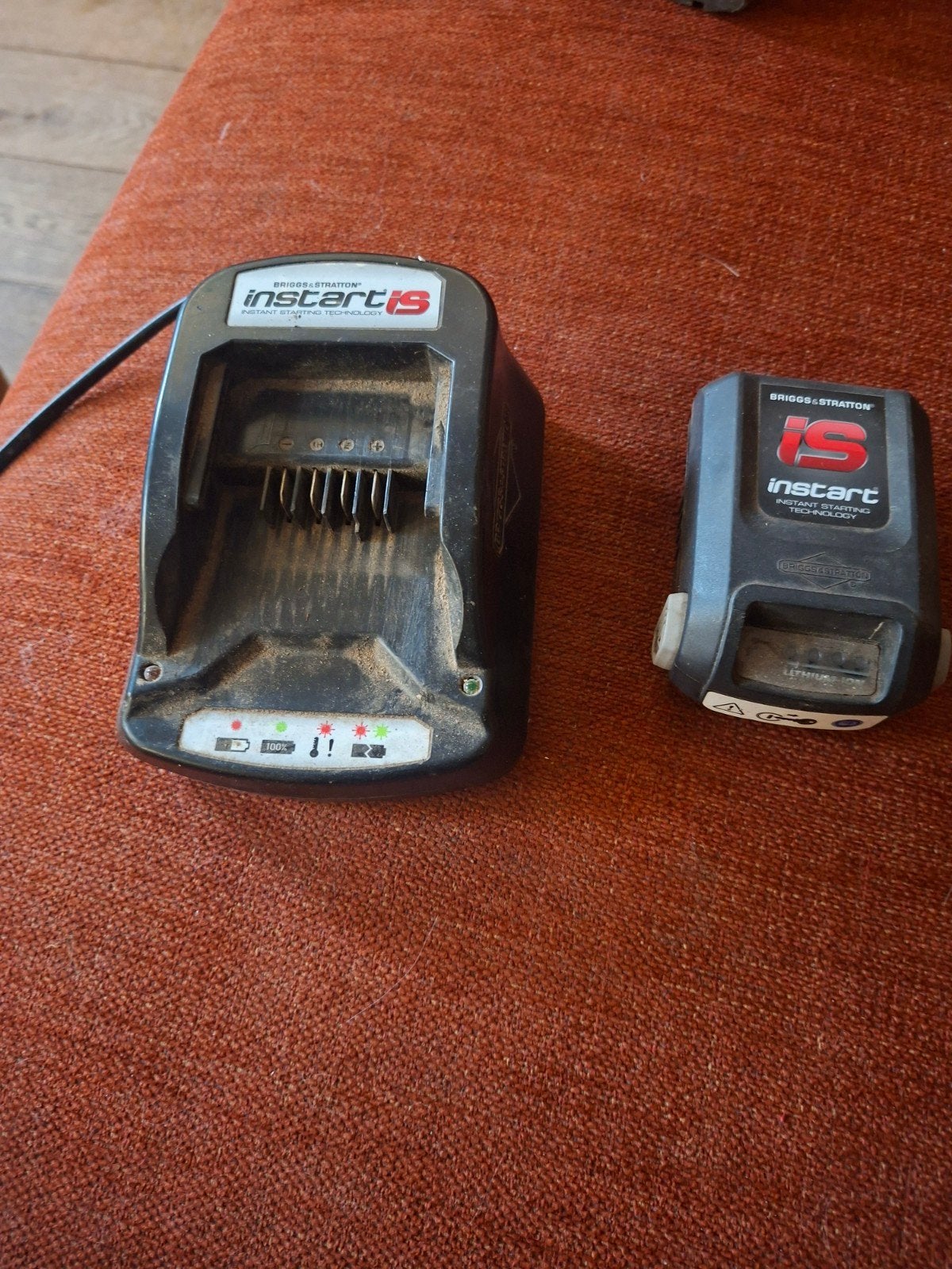 accu plus oplader Briggs & Stratton, Ophalen of Verzenden, Gebruikt