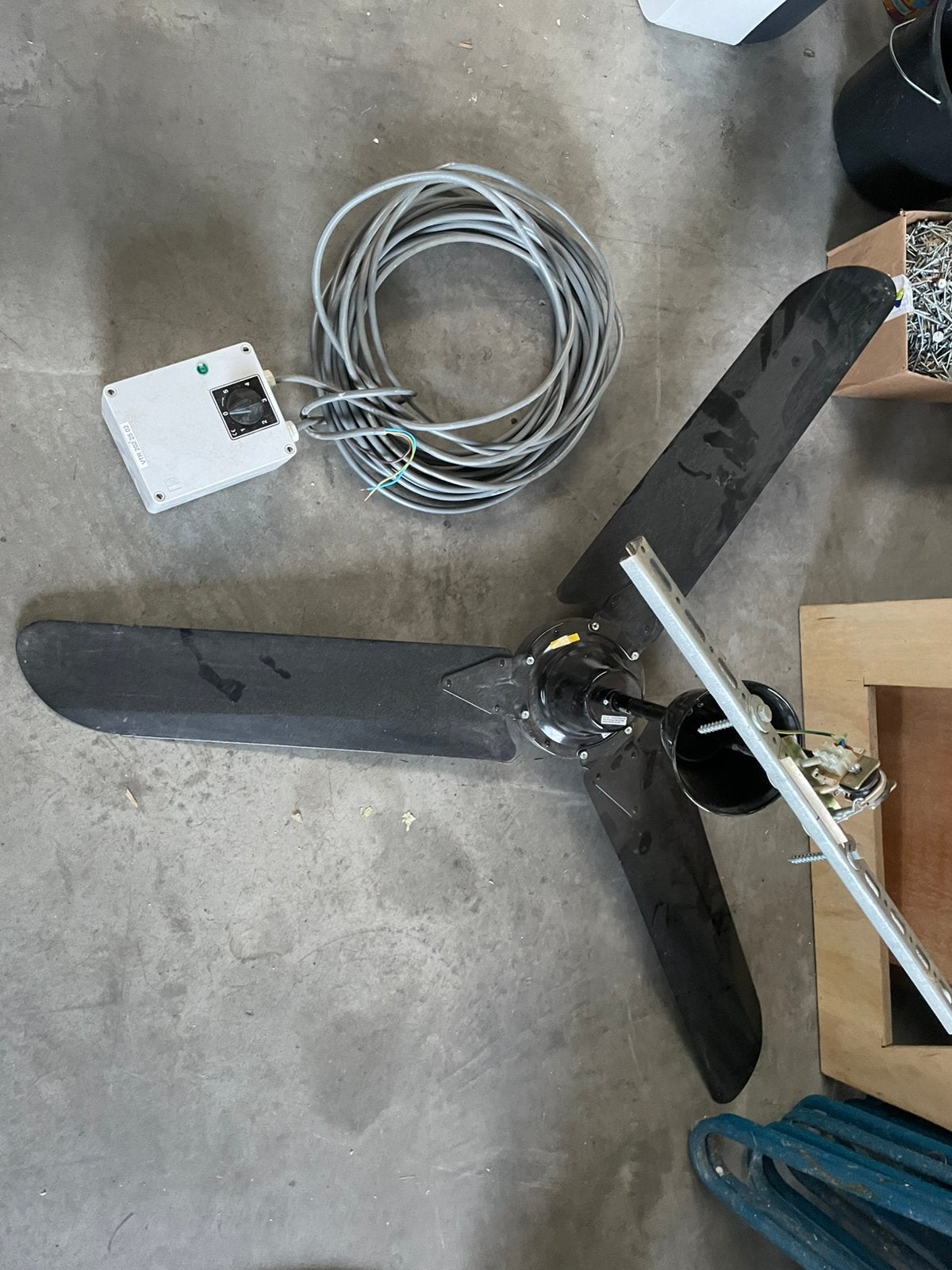 Circulatie ventilator merk: Winterwarm, Doe-het-zelf en Verbouw, Ventilatie en Afzuiging, Ophalen, Zo goed als nieuw, Ventilator