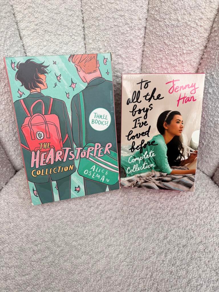Romcom Tiktok viral books - Heartstopper - to all the boys, Ophalen of Verzenden, Gelezen
