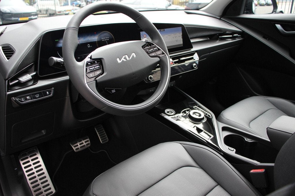 Kia e-Niro ExecutiveLine 64.8kWh | Schuifdak | Warmtepomp, Auto's, 12 maanden, Gebruikt, 750 kg, Zwart