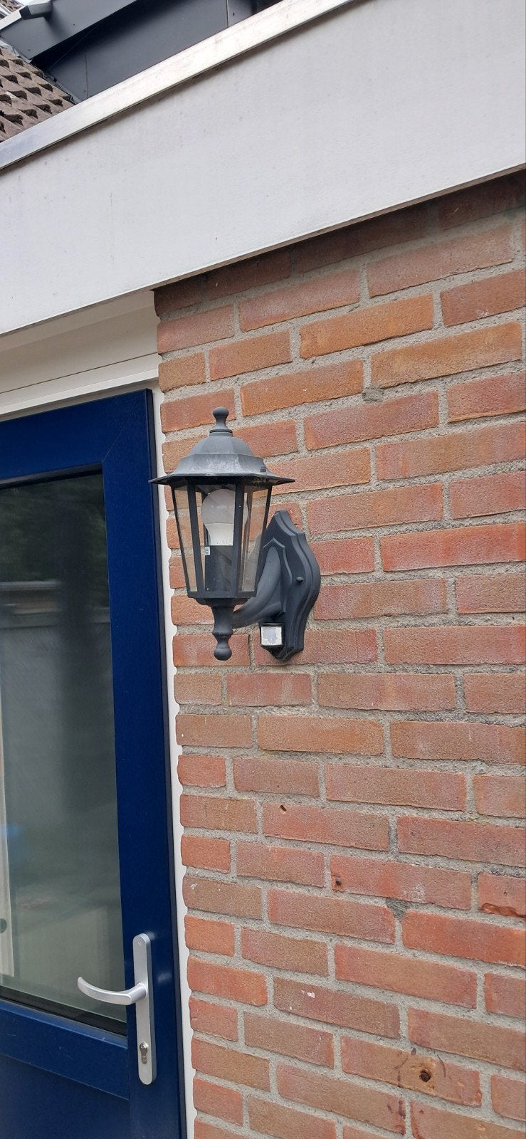 Sencys Madrid Zwarte Wandlantaarn met Bewegingssensor, Gebruikt, Wandlamp, Led, Ophalen of Verzenden