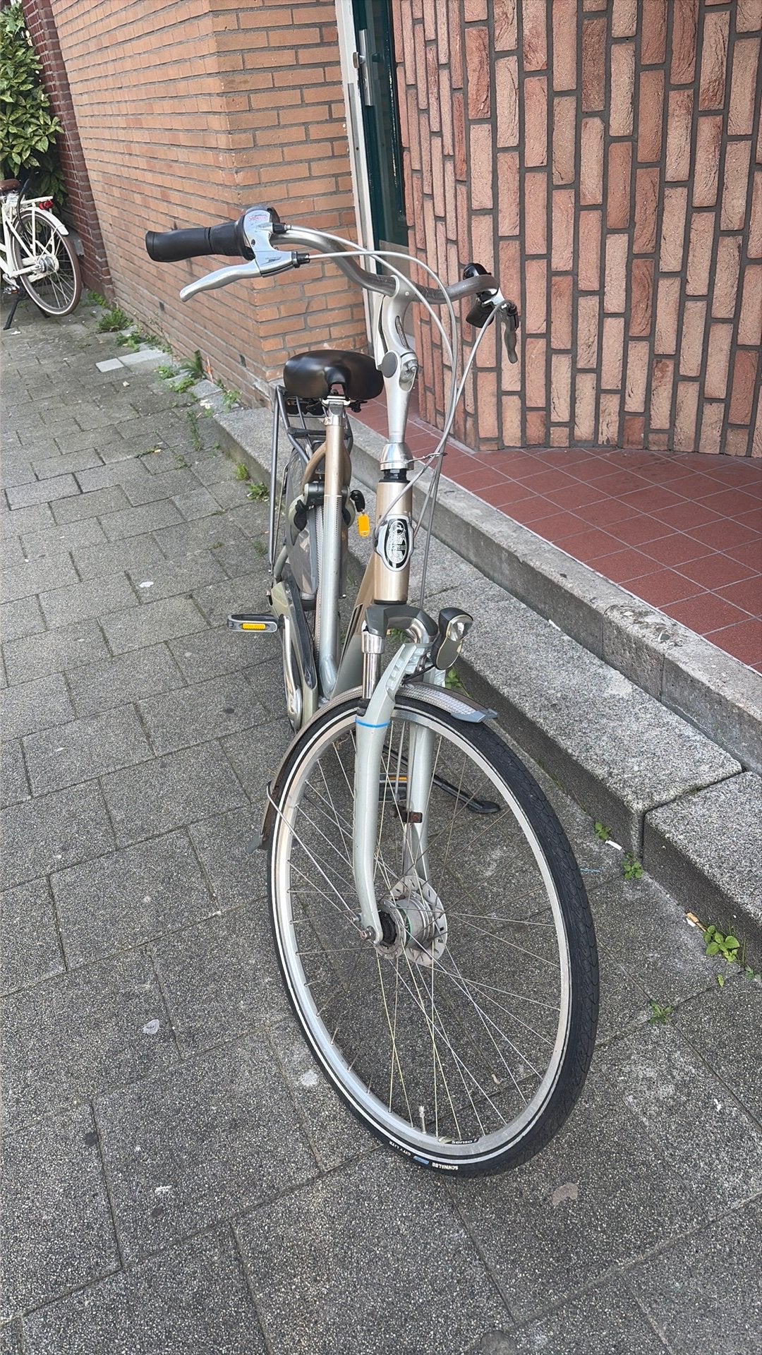 Gazelle fiets in nette staat alles werkt zo als hoort, Ophalen, Zo goed als nieuw