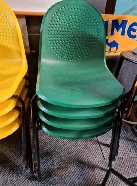 8 vintage stoelen van Nowy styl / € 15,- per stuk, Ophalen, Huis en Inrichting