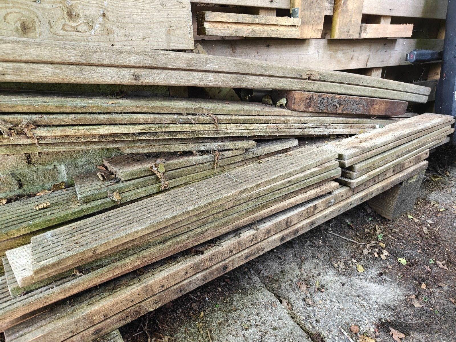 Hardhouten vlonderplanken voor kachelhout, Tuin en Terras, Ophalen, Gebruikt, Planken, Hardhout