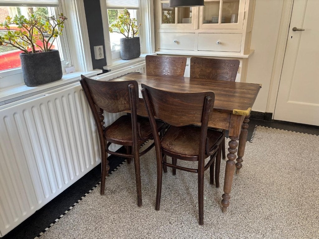 Thonet stoelen met eettafel, Antiek en Kunst, Ophalen