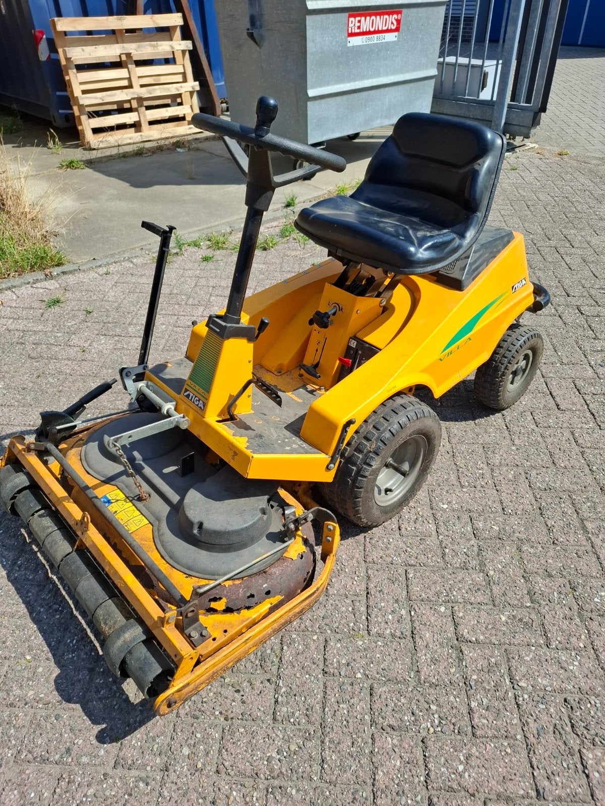 Stiga Zitmaaier - Goed Onderhouden met Nieuwe Accu, Ophalen of Verzenden, Gebruikt, Stiga