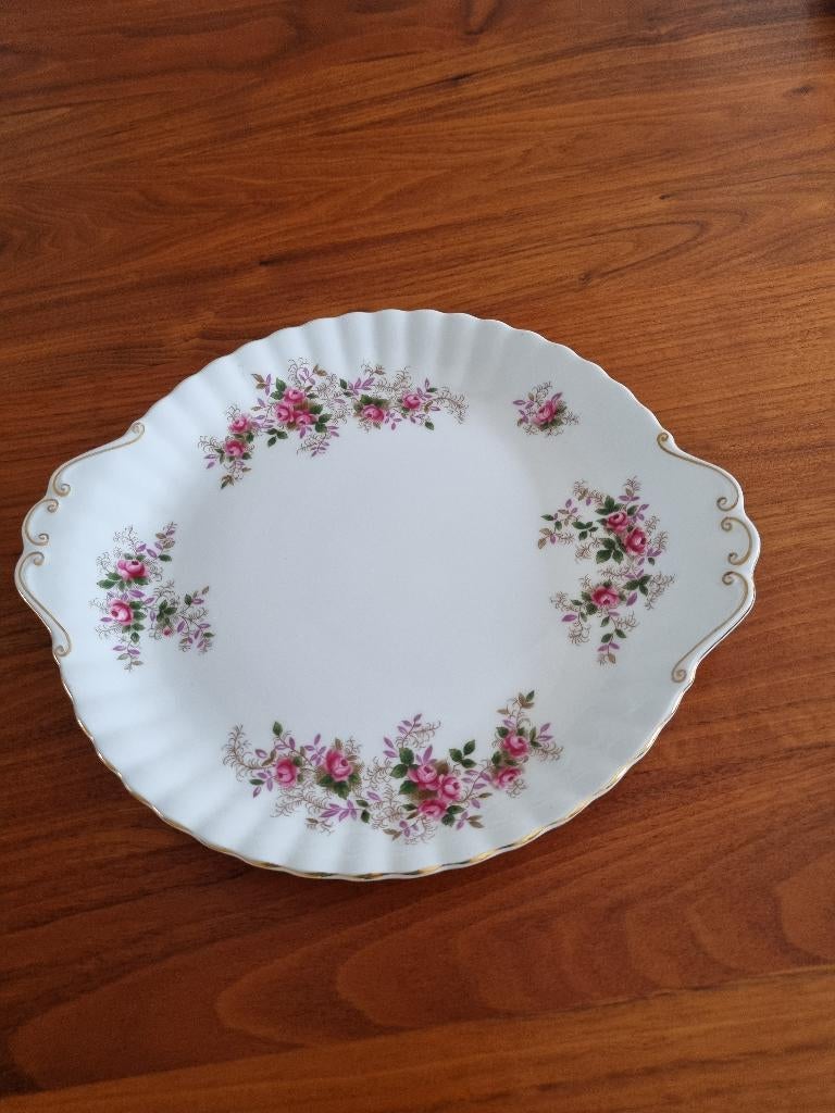 Royal Albert lavender rose gebakschaal, Antiek en Kunst, Antiek | Servies compleet, Ophalen of Verzenden