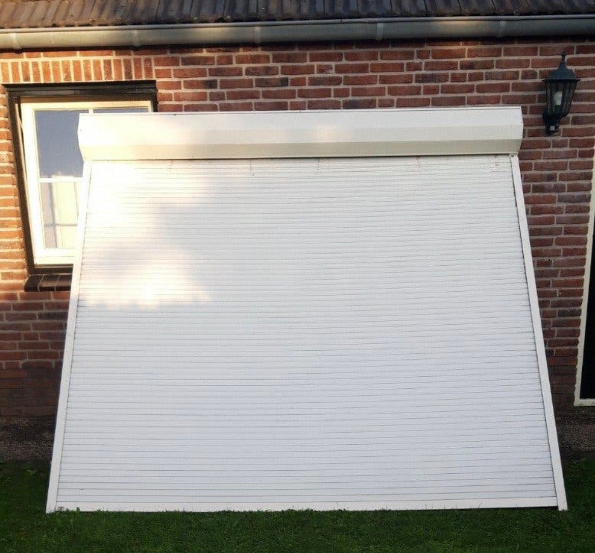 Breed rolluik elektrisch afm. 2665mm x 2420mm 9001  Somfy, Doe-het-zelf en Verbouw, Rolluiken, Ophalen, 200 cm of meer, Crème of Beige