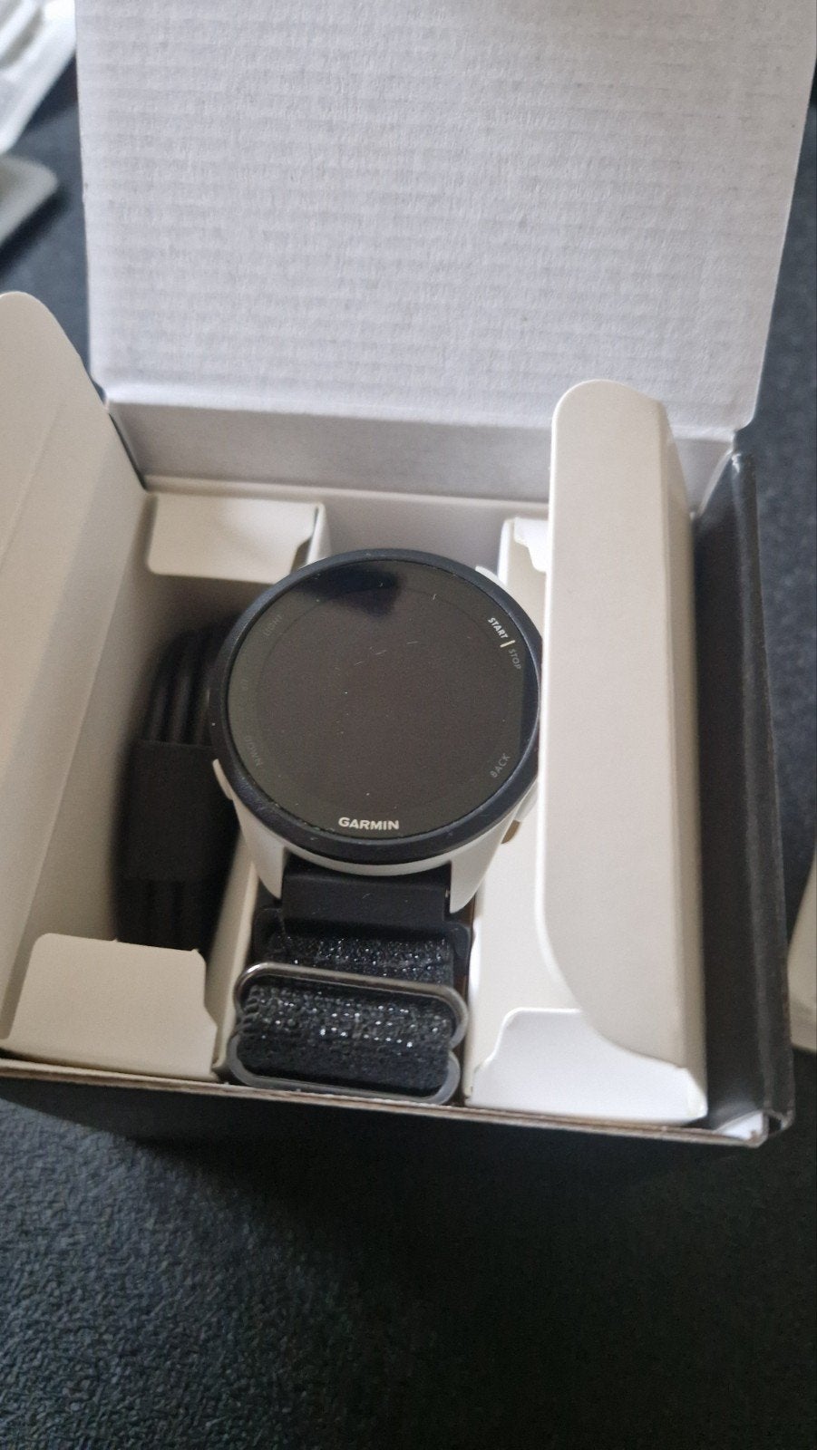 Garmin Forerunner 165 Music met 10 bandjes, Ophalen, Gebruikt, Zwart, Garmin