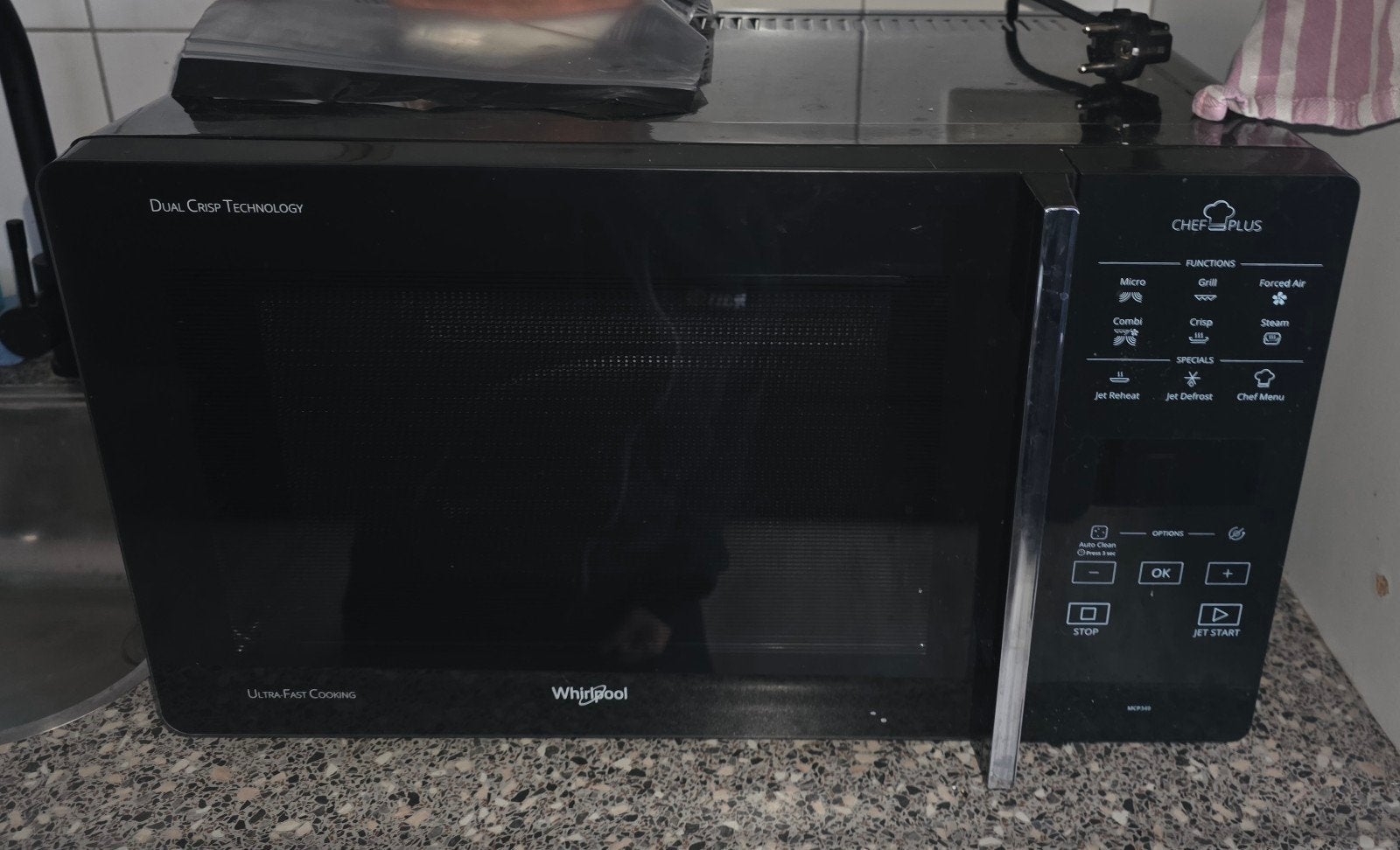 Whirlpool Chef Plus Combimagnetron - Zwart, Witgoed en Apparatuur, Ophalen, Combimagnetron, Zo goed als nieuw, Grill