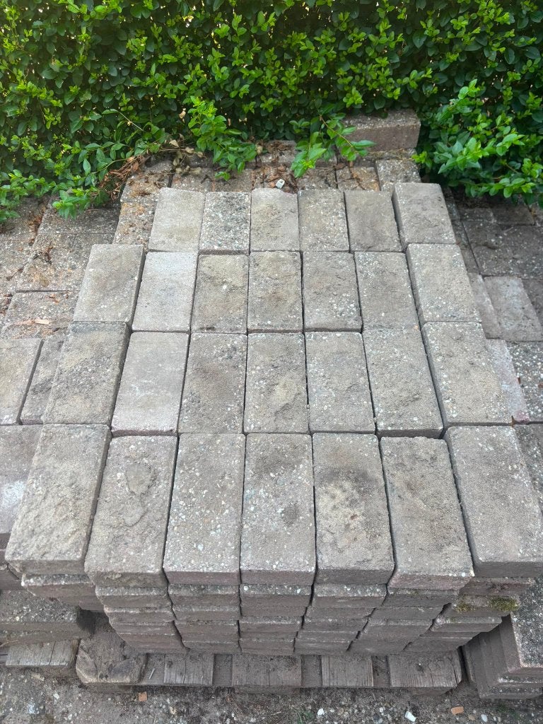 Gratis grintklinkers 700 stuks 21x10x7cm, Ophalen, Overige materialen, Gebruikt, Klinkers