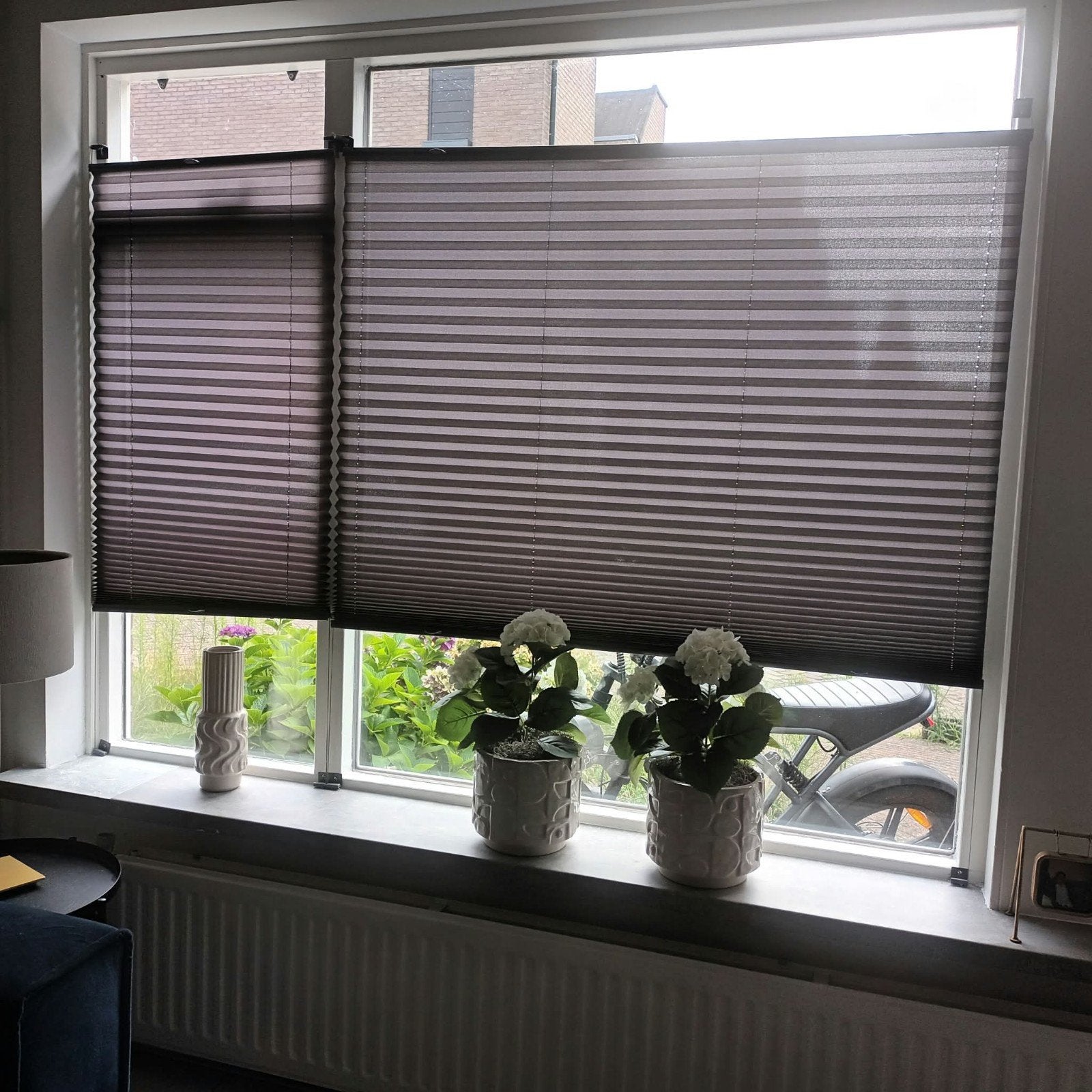 Luxe set van 6  JYSK plissé gordijnen, Ophalen, Lichtdoorlatend