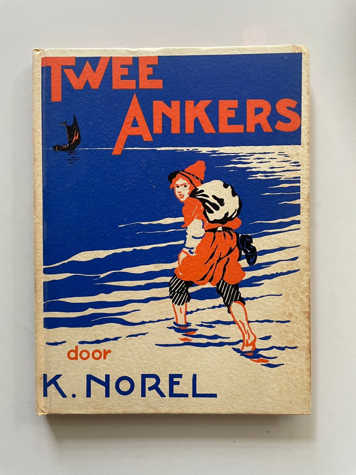 Twee ankers - K. Norel, Gelezen, Ophalen of Verzenden, Fictie, K. Norel