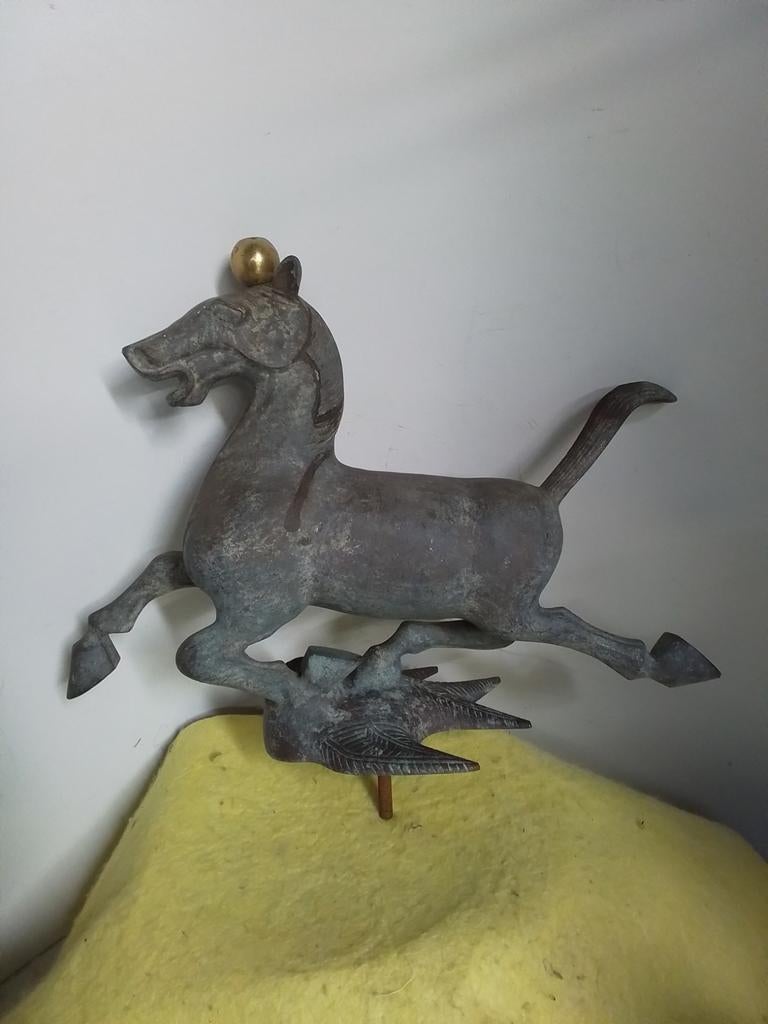 14943) mooi zwaar bronze beeld  HET VLIEGEND PAARDvan Gasnu, Ophalen of Verzenden