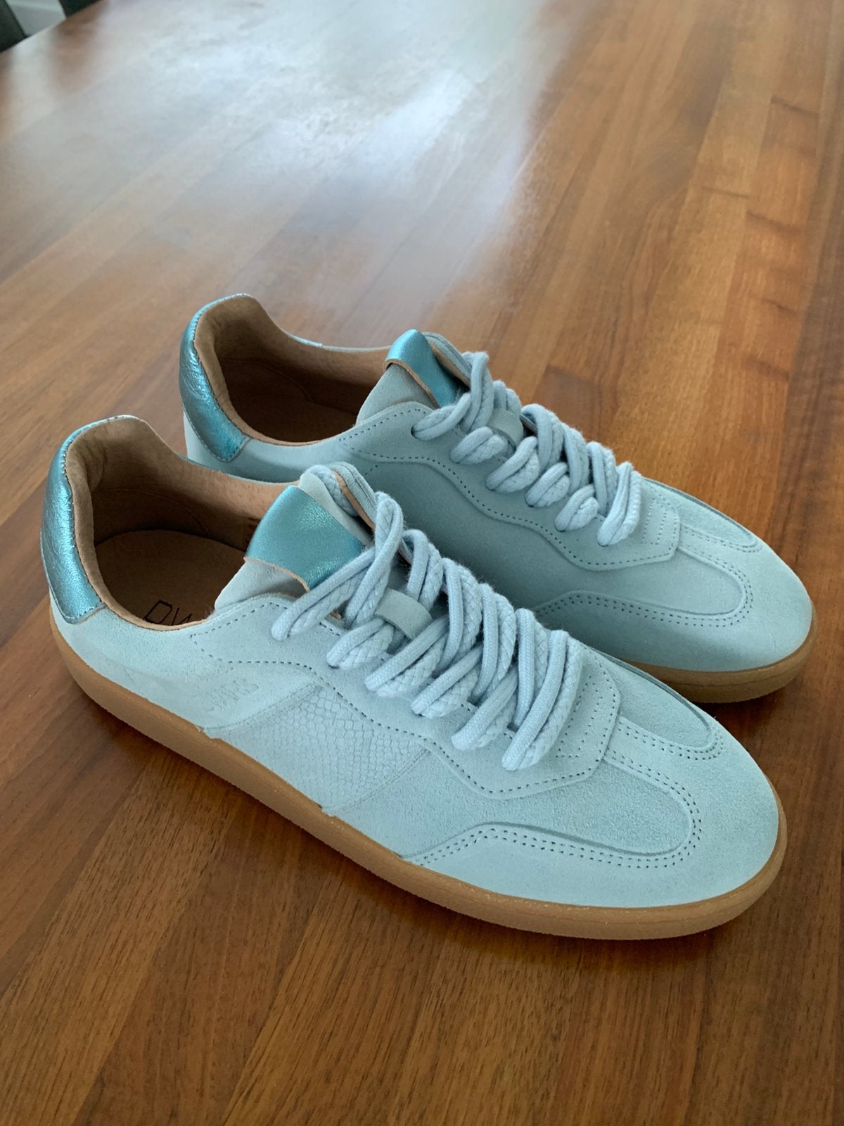 DWRS SNEAKERS POONA LICHTBLAUW mt 40 NIEUW!, Kleding | Dames, Schoenen, Blauw, Nieuw, Ophalen of Verzenden, Sneakers of Gympen