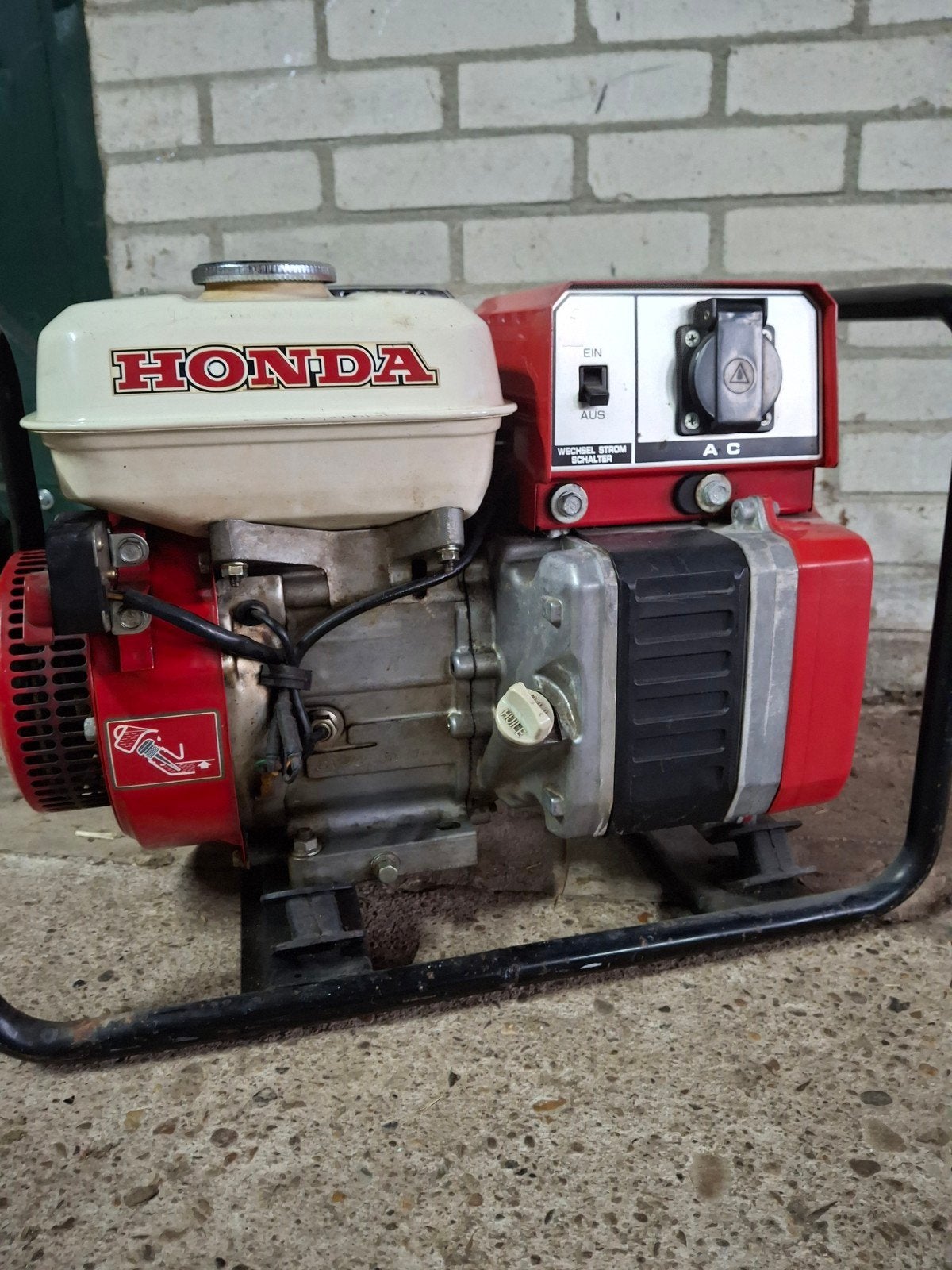 Orginele Honda generator 220 volt als nieuw!!, Ophalen, Zo goed als nieuw, Minder dan 150 ampère, Overige typen