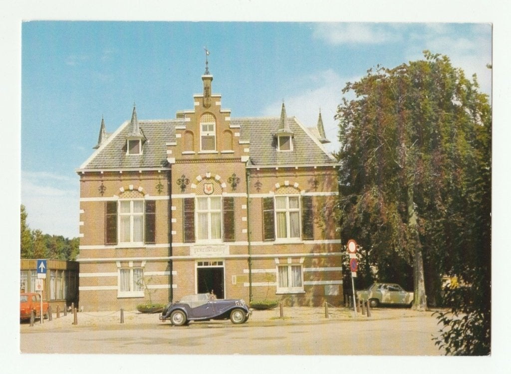 Bunnik - Gemeentehuis, met mooie oude auto, Ophalen of Verzenden, 1960 tot 1980, Ongelopen, Utrecht