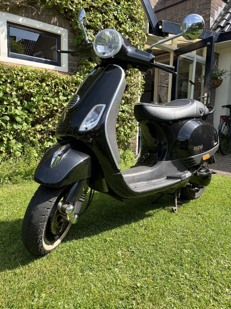 Vespa LX50 2 takt 50cc, Fietsen en Brommers, Scooters | Vespa, Ophalen, Gebruikt, Maximaal 45 km/u, Benzine