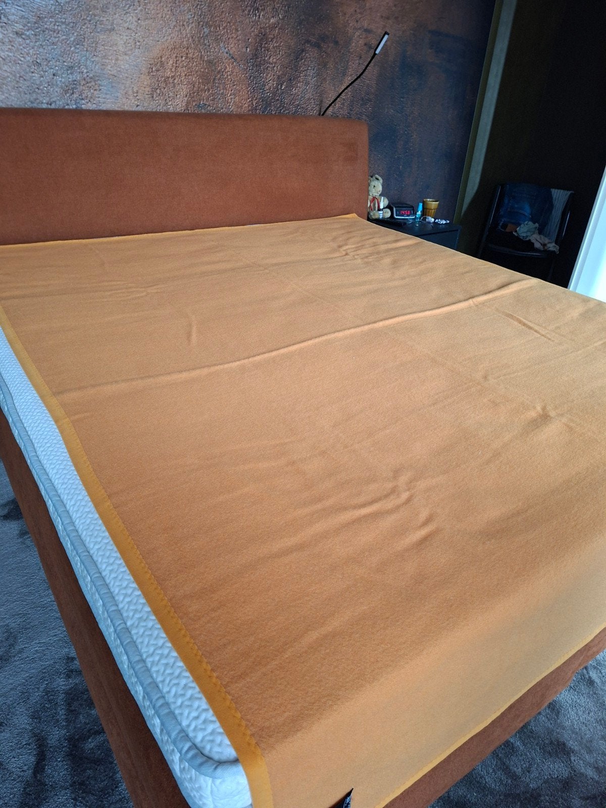 Capri Manta wollen deken 180x220 cm - Oranje, Huis en Inrichting, Ophalen of Verzenden, Tweepersoons, Deken of Dekbed