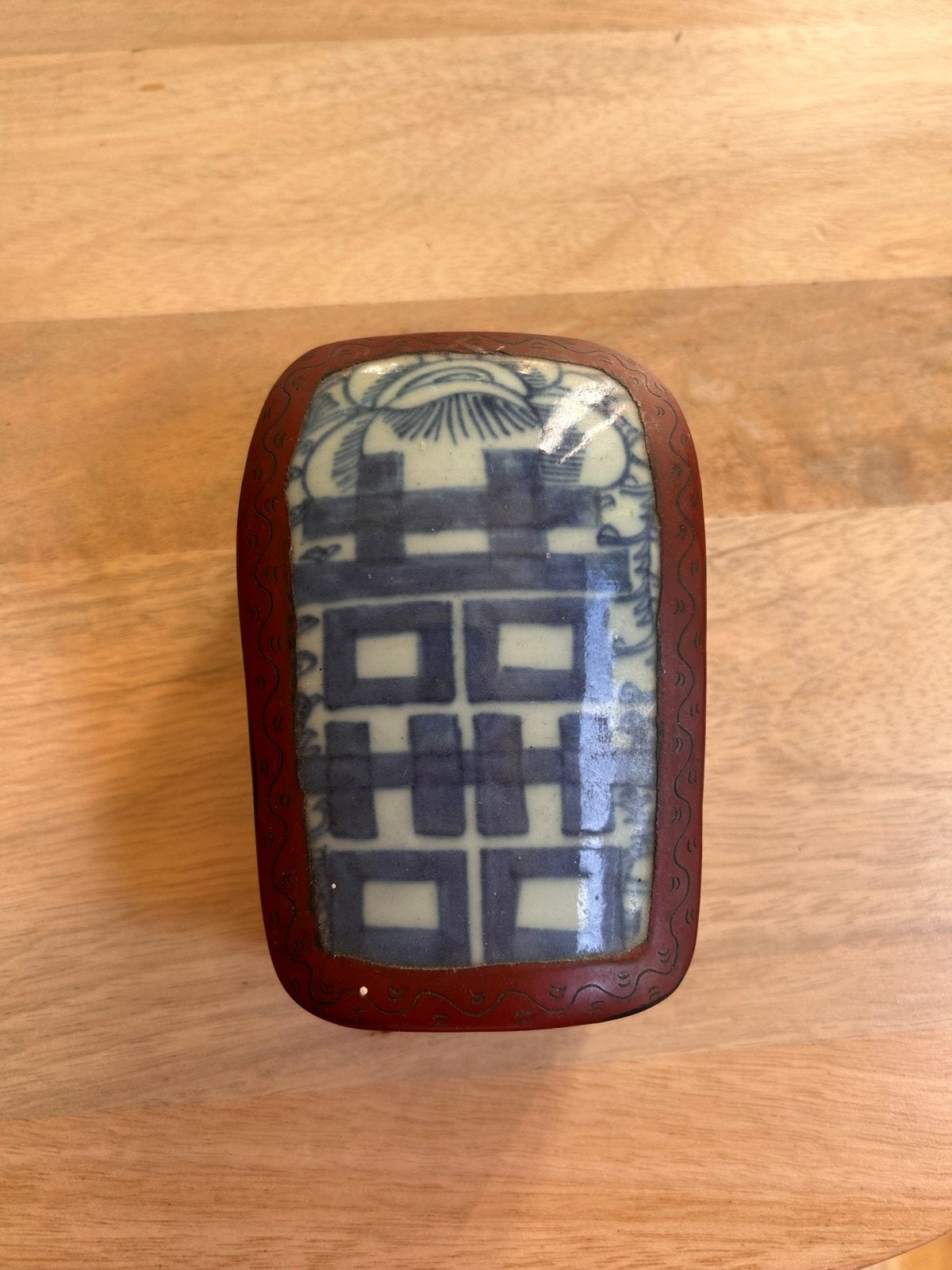 Chinese ‘ Shard Box ‘ - lakdoos met porseleinen inleg, Ophalen of Verzenden
