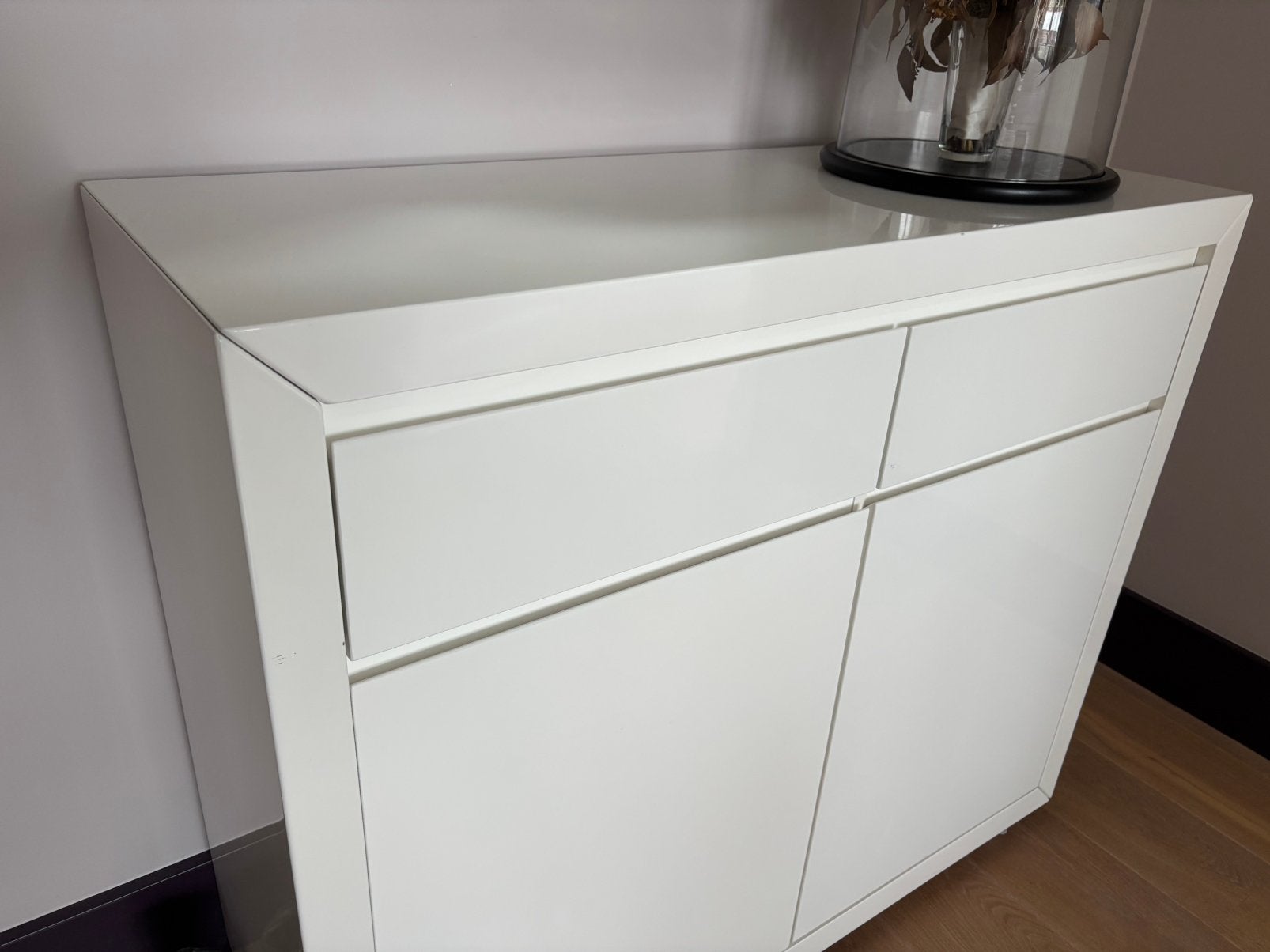 Design dressoir hoogglans wit, 2 lades + 2 deuren, Ophalen, Gebruikt, 25 tot 50 cm