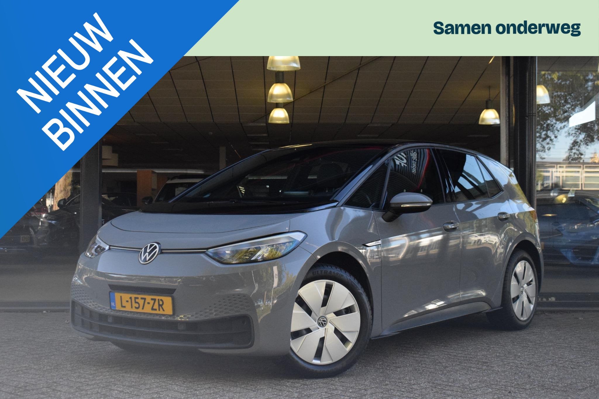 Volkswagen ID.3 Life 58 kWh met NAVIGATIE|STOELVERWARMING|CA, Auto's, Automaat, Gebruikt, 375 min, Origineel Nederlands