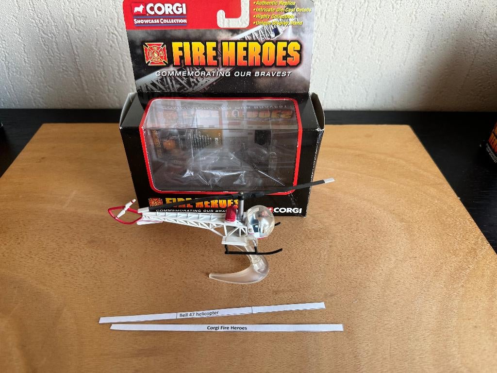 Corgi Fire Heroes Bell47 helikopter, Hobby en Vrije tijd, Ophalen, Zo goed als nieuw, Overige typen