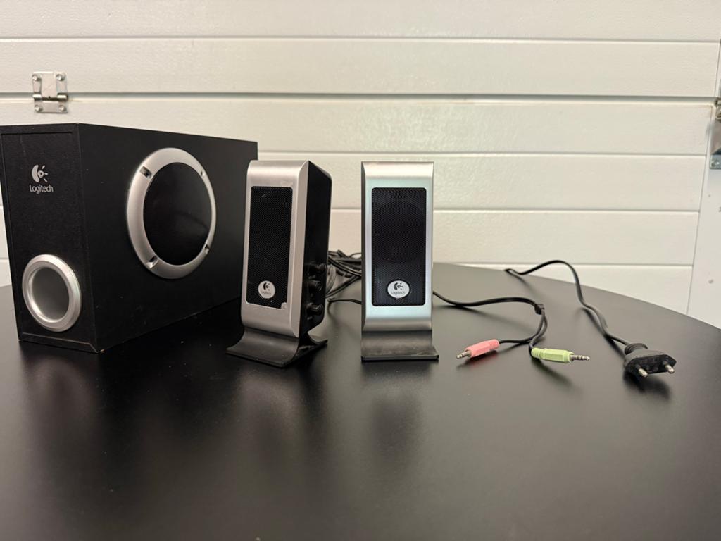 Logitech S200 2.1 Luidsprekerset met Subwoofer, Ophalen of Verzenden, Gebruikt, Audiokanaal 2.1