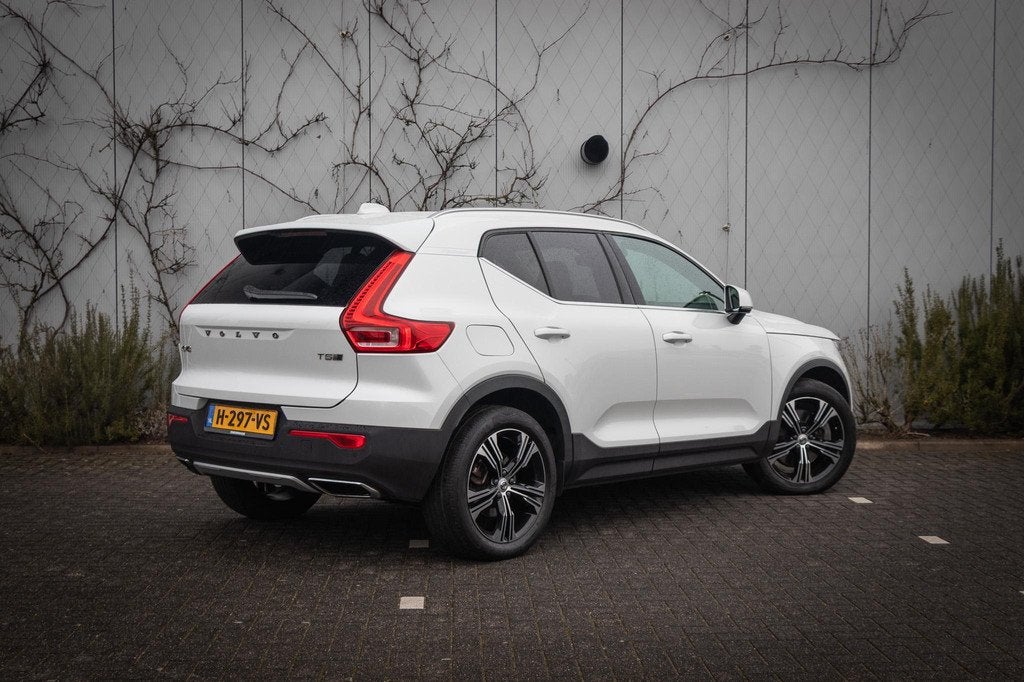 Volvo XC40 Twin Engine T5 Inscription | Adaptieve Cruise Con, Auto's, 12 maanden, Euro 6, 1712 kg, Wit